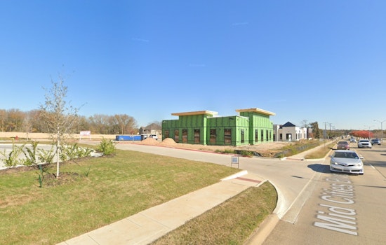 Bagel Lines Head To Birdville: Dan's Plants Fifth North Texas Shop In North Richland Hills
