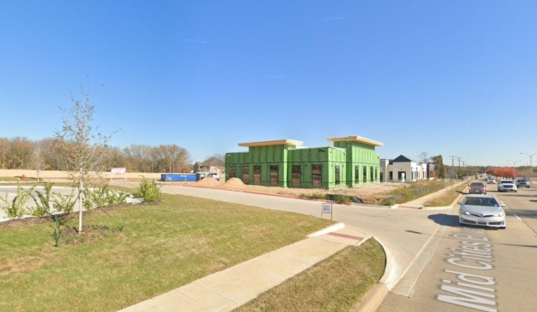 Bagel Lines Head To Birdville: Dan's Plants Fifth North Texas Shop In North Richland Hills
