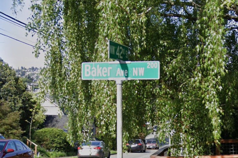 Baker Ave Blocked Off as Firefighters Tackle Ballard House Blaze