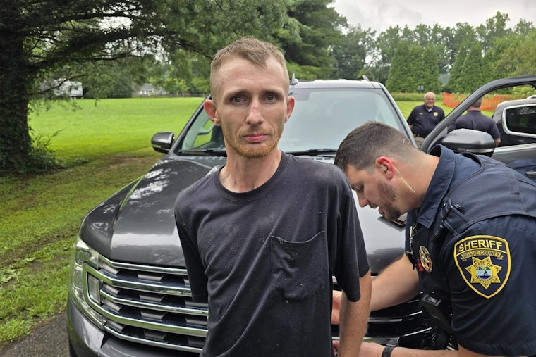 Barefoot Big Rig Bandit Busted After I‑75 Chase Into Roane County