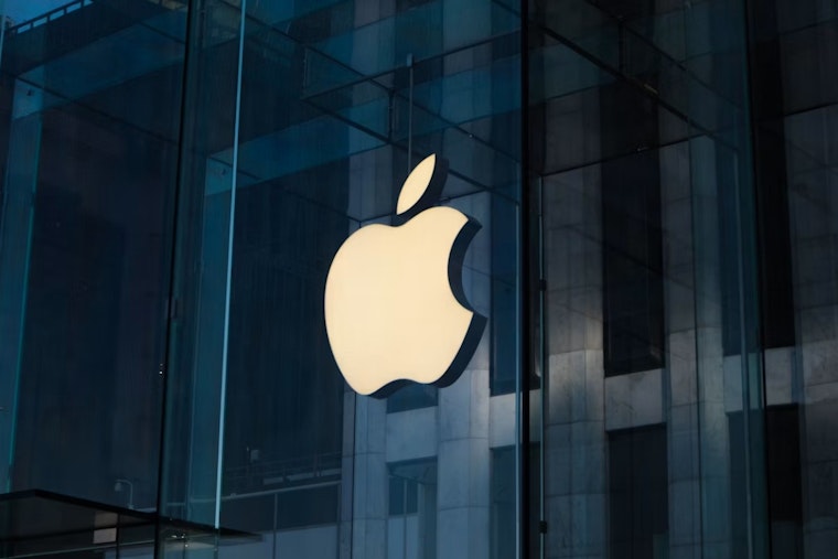 Bay Area Apple Fan Says ‘Hide My Email’ Left Him Exposed, Drags Tech Giant To Court