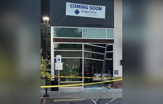 Beer Heist Mustang Crashes Into Beaverton Credit Union Site