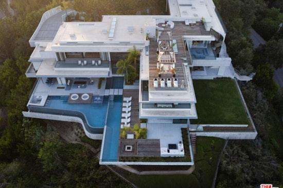 Bel Air Glass Palace That Hosted Louis Vuitton Seeks $88 Million Buyer