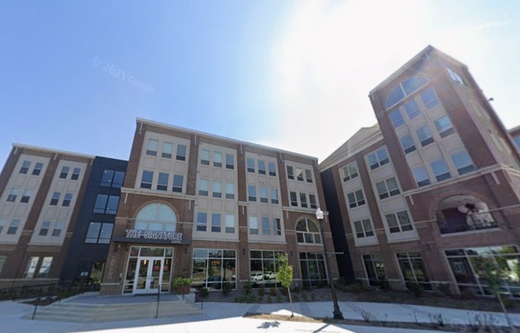 Big-Money Duo Snaps Up Shiny New Carmel Apartment Prize