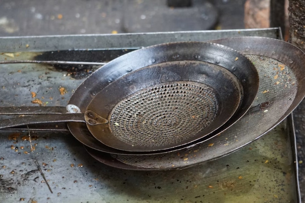 Black Mold, Lukewarm Lunch: Garden City Eateries Nailed In Health Crackdown