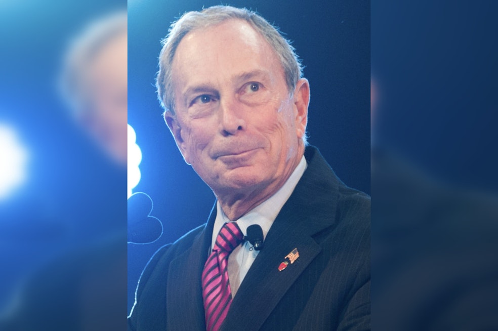 Bloomberg Scrambles to Dodge Grill Session Over 2020 Pay Pledge in Manhattan