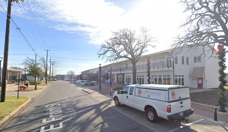 Blue Mint Thai Bets Big on Arlington's Entertainment Strip