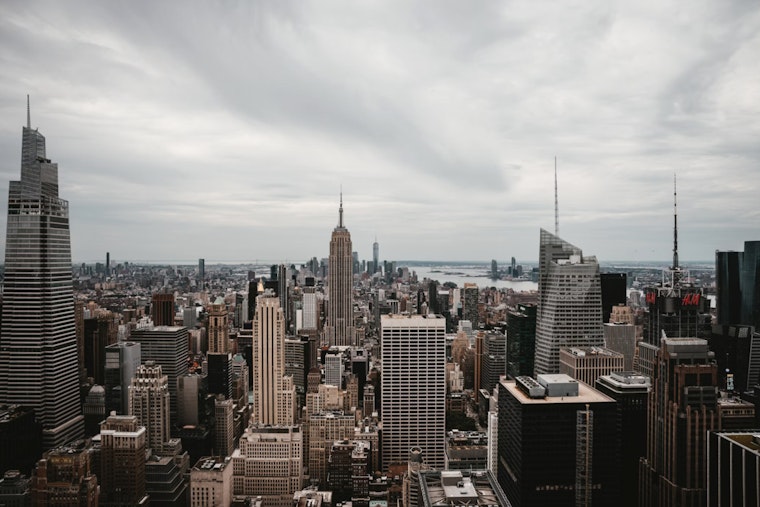 Blue-Sky Fakeout: Pop-Up Storms Poised to Soak NYC Monday