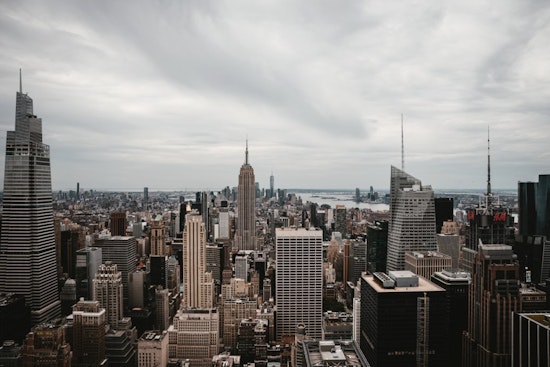 Blue-Sky Fakeout: Pop-Up Storms Poised to Soak NYC Monday