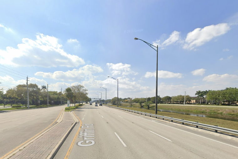 BMW Veers Into Oncoming Traffic On Griffin Road, Killing Cooper City Driver