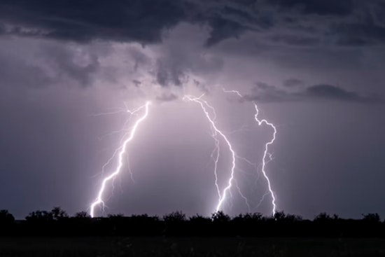 Boaters Flee Kerr Lake as Midnight Storms Slam Vance and Warren