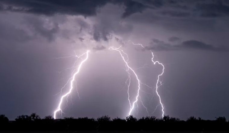 Boaters Flee Kerr Lake as Midnight Storms Slam Vance and Warren