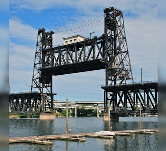 Nighttime 911 Calls End In Grim Willamette River Find Near Steel Bridge