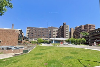 Bomb Threat Empties UC Cancer Center As Cops Sweep Clifton Campus