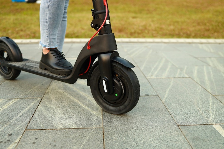 Boston ER Docs Sound Alarm on Kids’ E‑Bike Craze