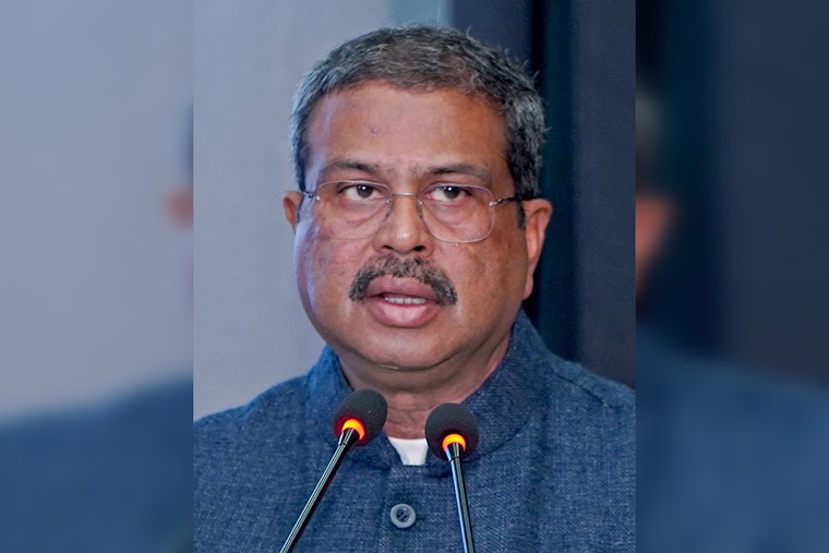 Boston Grad’s Cockroach Meme Hounds India’s Education Chief From Office