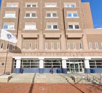 Boston Jail Beatdown: Two Officers Injured as Trio of Inmates Slapped With Charges