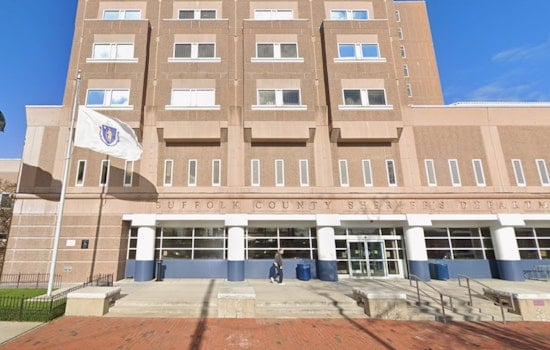 Boston Jail Beatdown: Two Officers Injured as Trio of Inmates Slapped With Charges