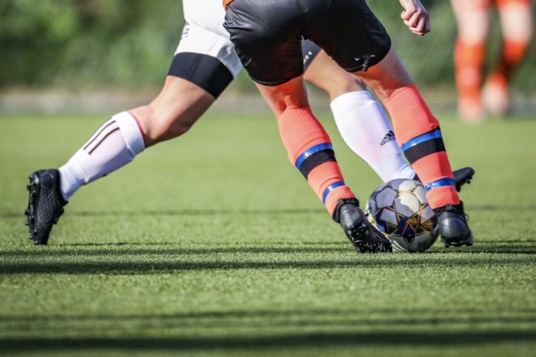 Brain Scan Study Flags Worrying Midlife Shifts In Ex Soccer Pros, With Bronx Families Taking Note