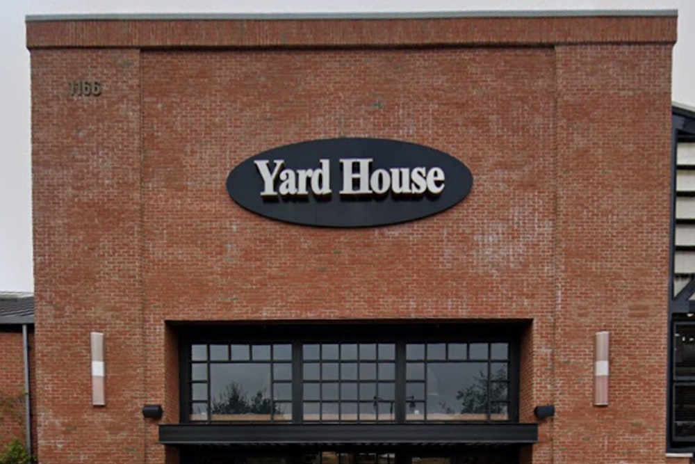 Brew Breakthrough In Elk Grove: Yard House Rolls Out Bold Beer Garden At The Village