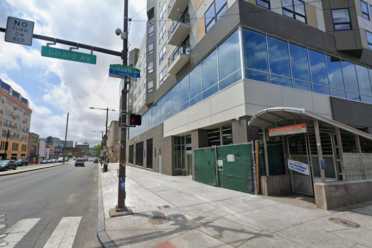 Broad-Girard Platform Fight Ends In Stabbing As Suspect Slips Away