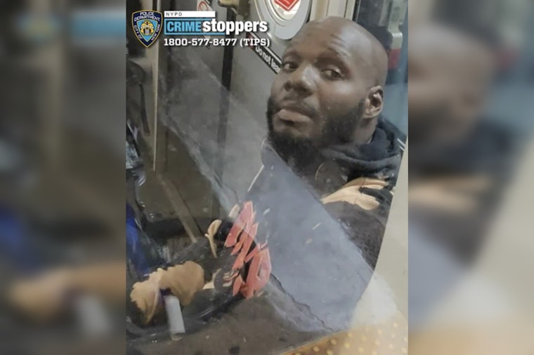 Bronx 5 Train Beatdown: Rider Pummeled, Phone Snatched in Rolling Robbery