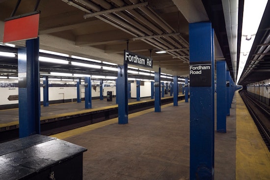 Bronx Subway Horror as Cops Hunt Man Who Shoved Rider Into Train
