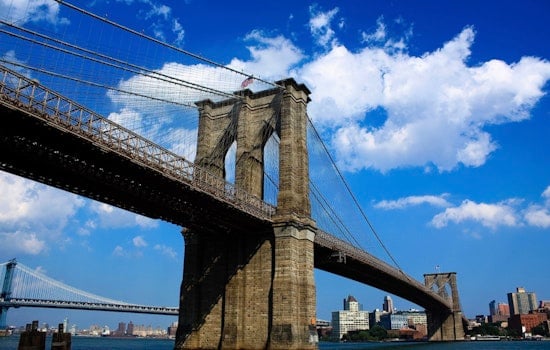 Brooklyn Bridge Daredevil Brings East River Traffic To A Standstill