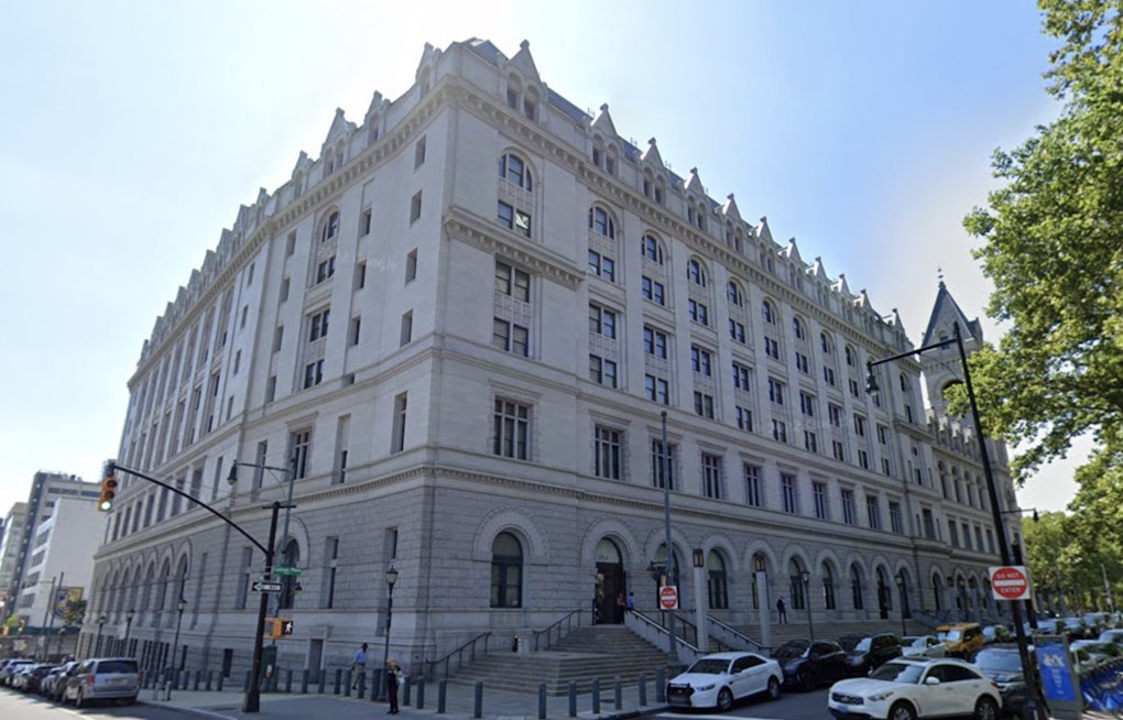 Brooklyn Feds Say Medicaid Ride Ring Turned Sick Trips Into Cash Grab