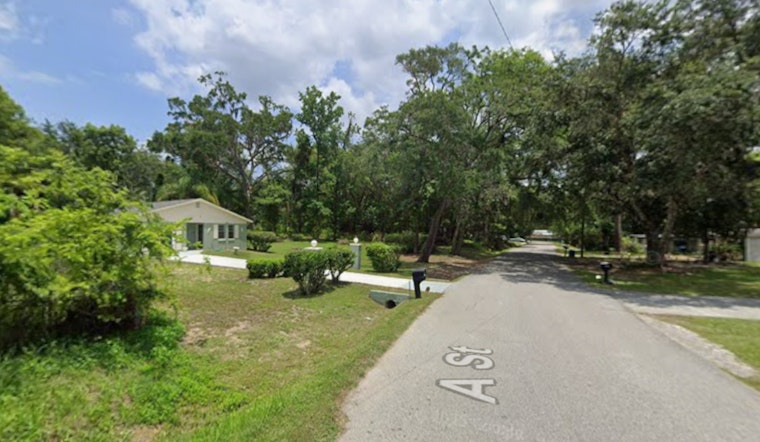 Brooksville A Street Structure Fire Draws HCFR Crews