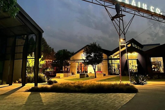 Buda Favorite MudBugs Vanishes Overnight From Main Street Hotspot