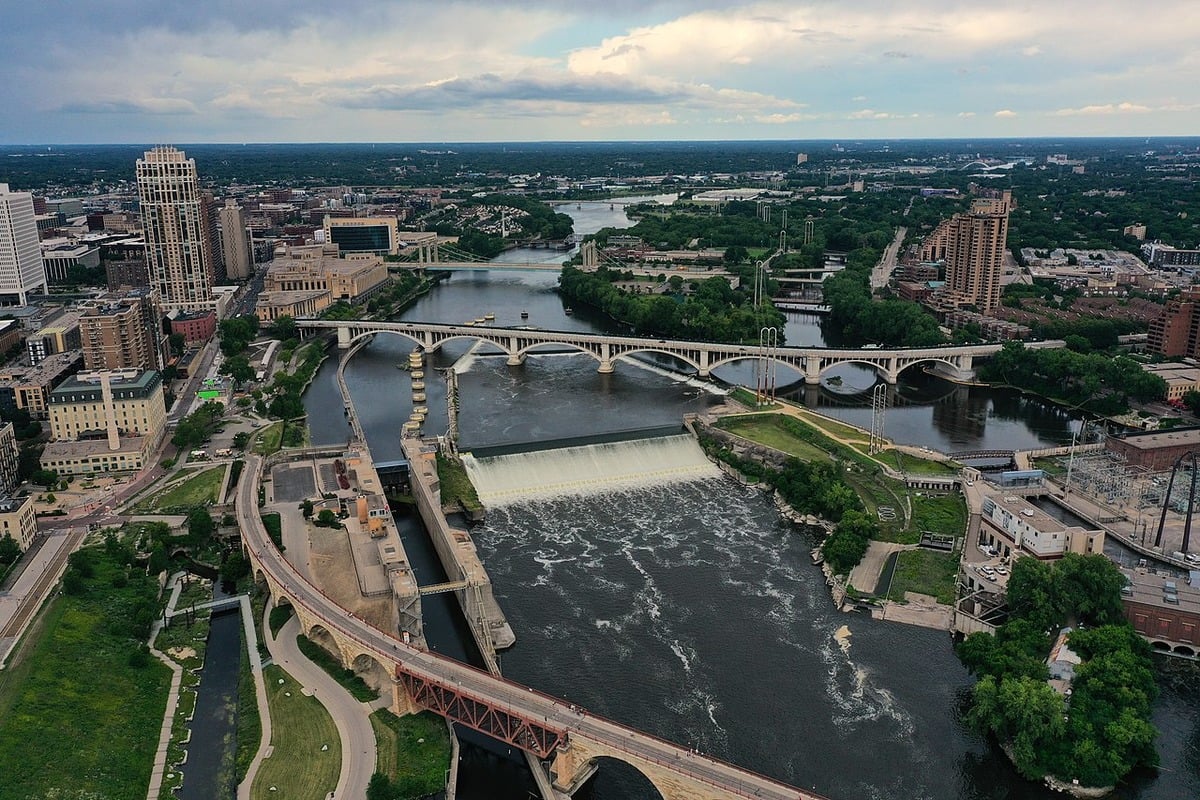 Buried Wall, Big Stakes: Secret Slab Under St. Anthony Falls Gets Cautious All‑Clear