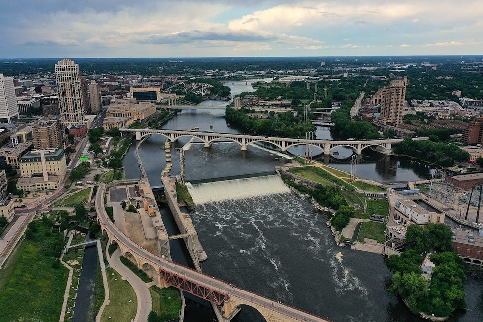 Buried Wall, Big Stakes: Secret Slab Under St. Anthony Falls Gets Cautious All‑Clear