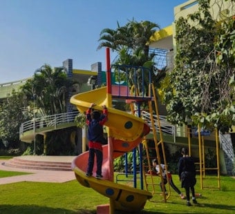 California Kids Swelter As Schools Scramble To Meet New Heat Rules