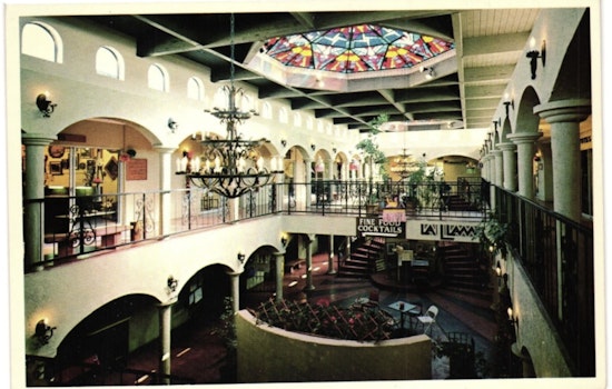 Sleepy Carefree Mall Set For Splashy Comeback As Orchard Street Market