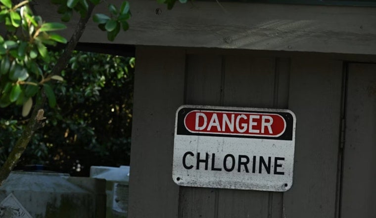 Carver Park Chlorine Scare Sends Three Firefighters, Civilian To Milwaukee Hospital