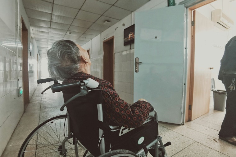 Charlotte Commissioners Decry Nursing Home Oversight Shortage