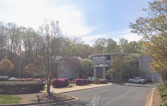 Charlotte Museum Pulls Plug On July 4 Citizenship Ceremony Amid Immigration Jitters