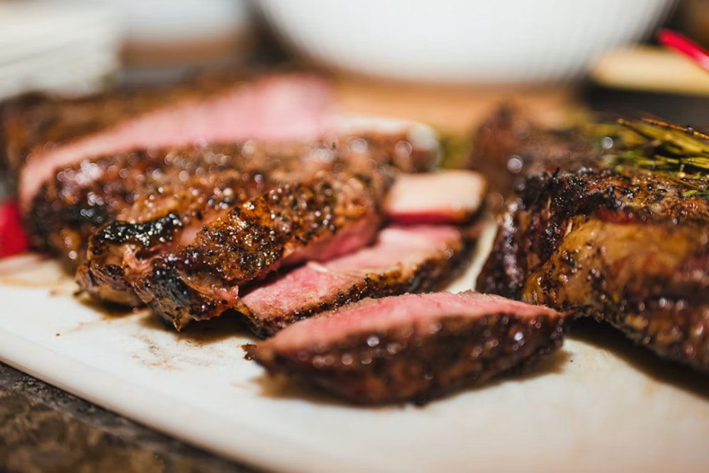 Woodlands Steak Lovers Get New Shrine As Chef Austin Simmons Fires Up Charolais