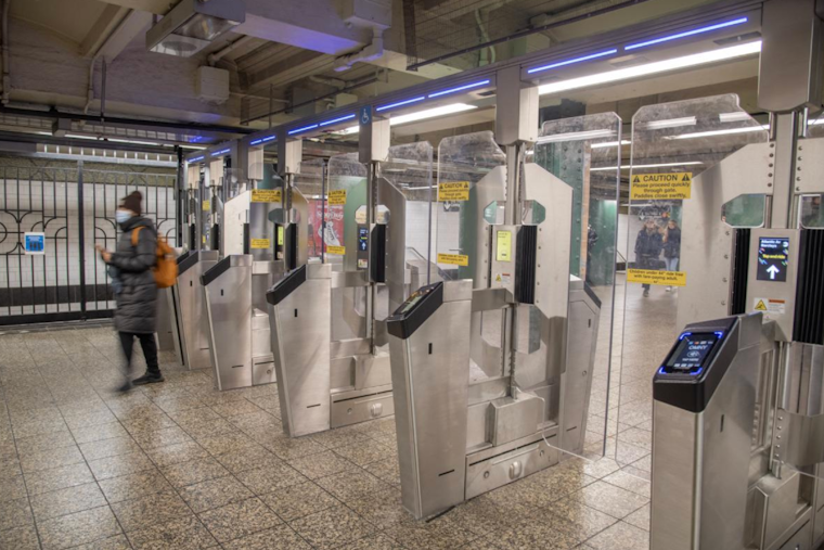 Chicago CTA Eyes New York And San Francisco-Style Fare Gates