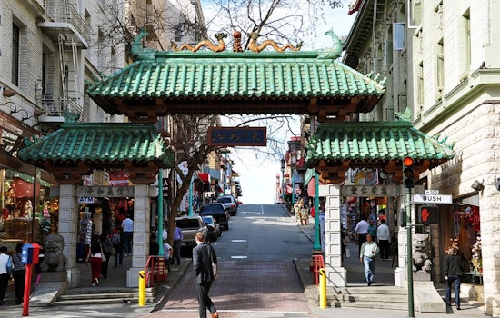 Chinatown Parking Showdown: SFMTA Juggles Curb Chaos And Muni Lane On Clay