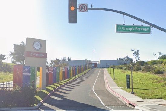Chula Vista Pickleball Regular Says Live Wire Fence Knocked Her Out, Sues City