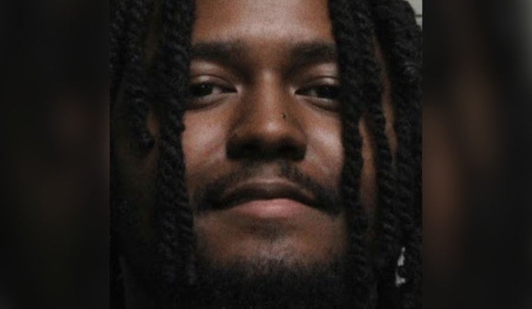 Cincinnati Feds Bust Alleged Glock Switch Dealer For Evanston Gang