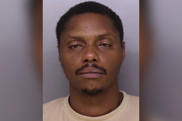 Cincy Dad Nods Off on Metro Bus With Toddler, Cops Find Gun in Waistband