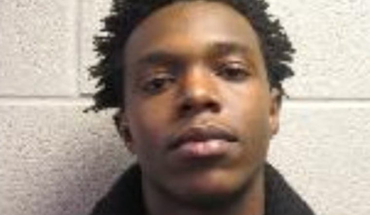 Cleveland Cops Hunt Driver After 79-MPH Crash Kills Motorist
