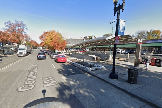 Cleveland Park Stabbing Leaves Man Hurt As Police Flood Connecticut Avenue