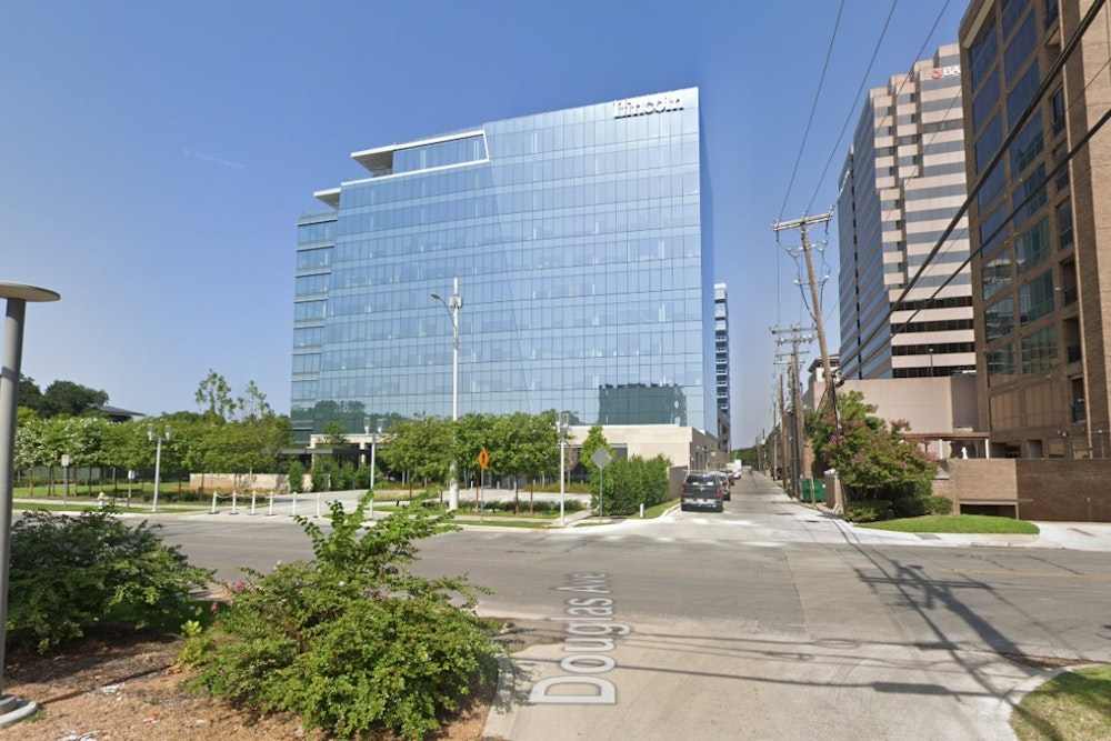 Coastal Italian Scilla Drops Anchor in Preston Center Power Tower