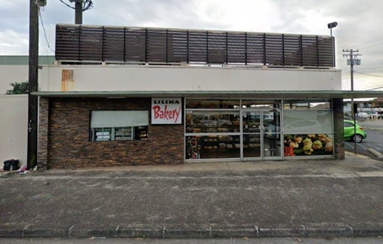 Coco Puff Rush As Liliha Bakery Lands At Waikiki Beach Walk