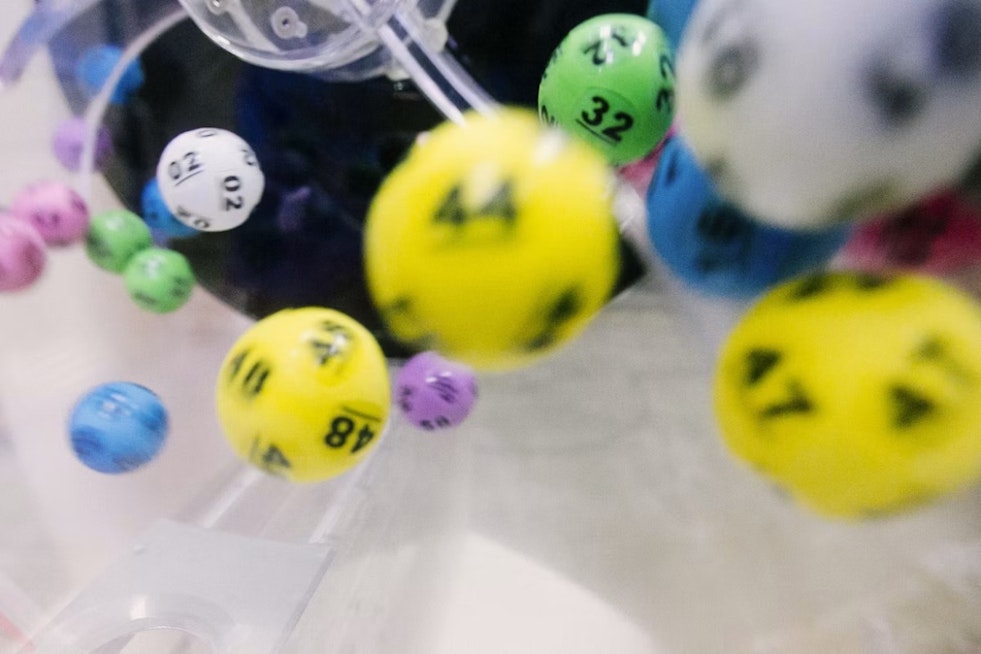 Columbus Man Turns $1 Lottery Ticket Into $182,500 Payday