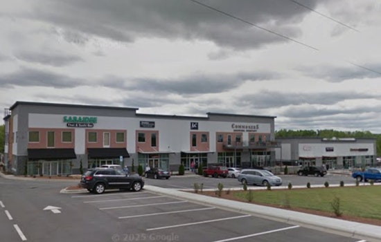 Concord’s New Cigar Hangout Tees Up Bourbon Pours And Indoor Fairways